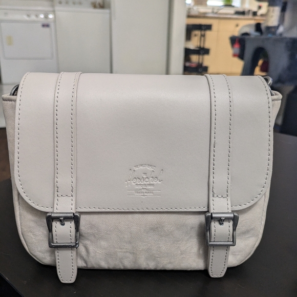 Herschel Orion crossbody mini - Picture 2 of 8